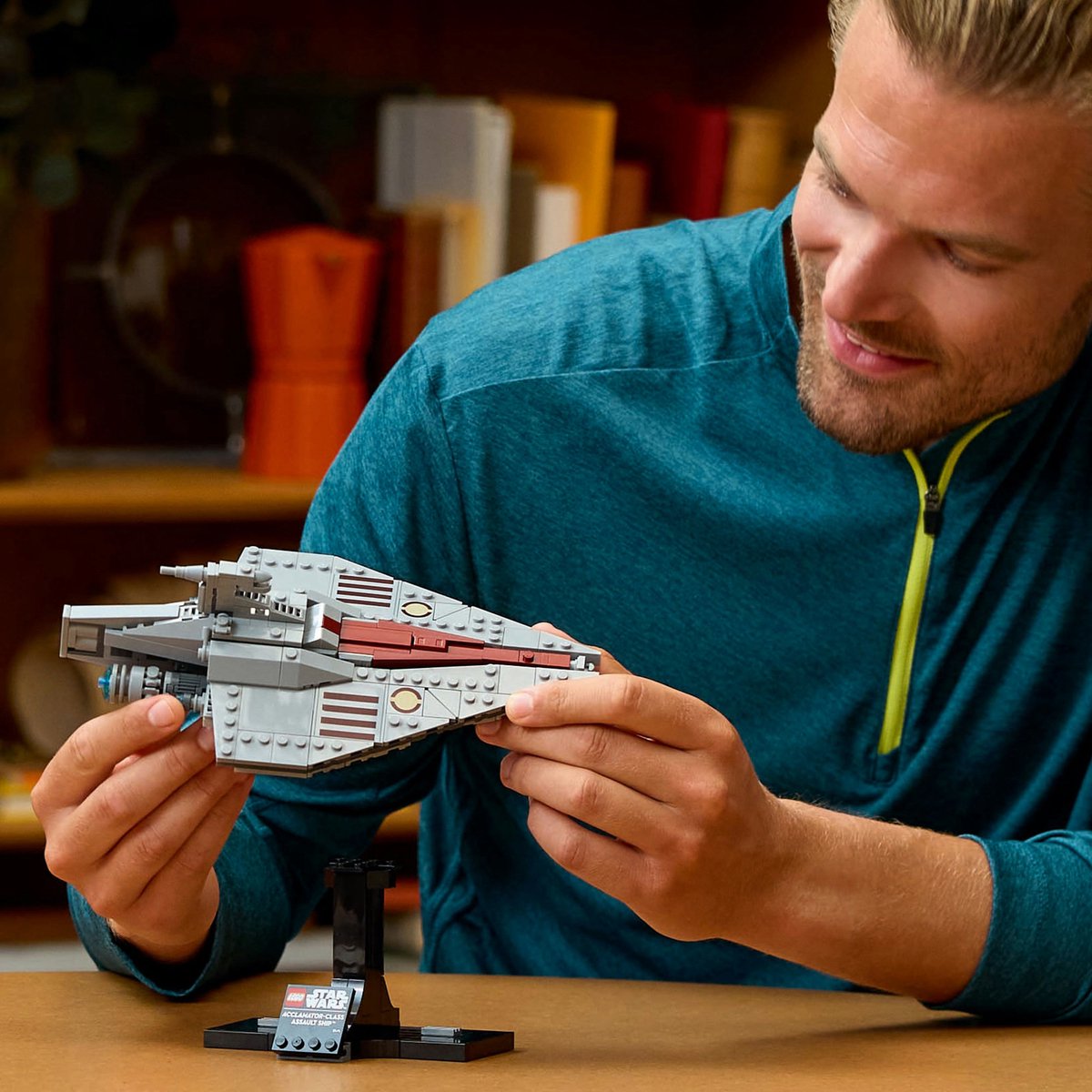 LEGO Star Wars™ Acclamator-Class Assault Ship™ 75404